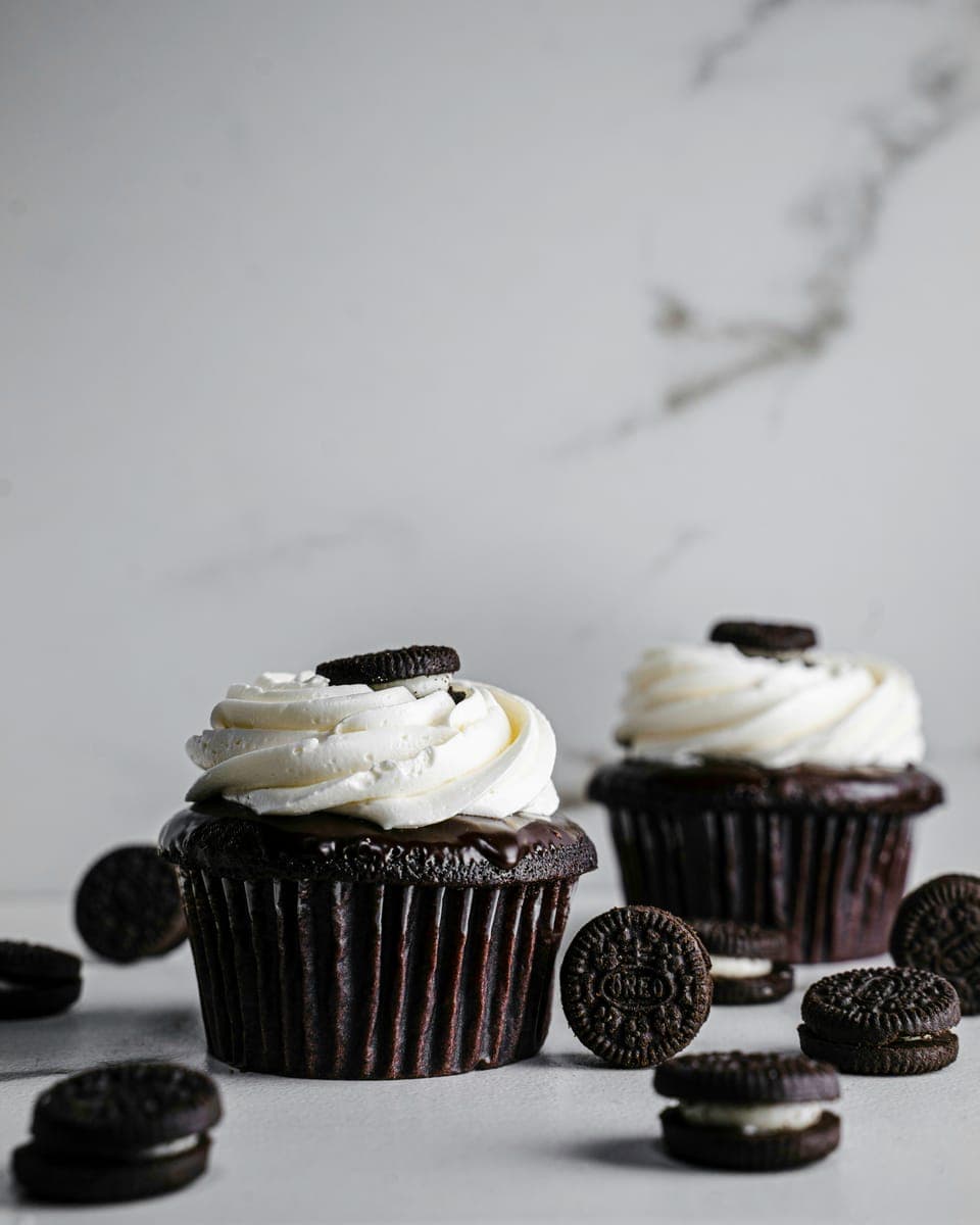 Cake decoration